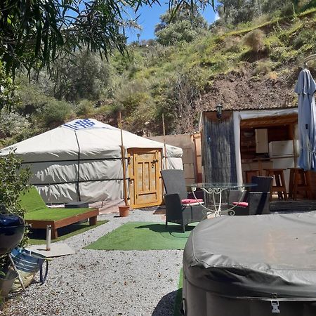 Отель Eldorado Yurt Альгарробо Экстерьер фото